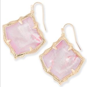 Kendra Scott Kirsten Drop Earrings in Blush Pearl
